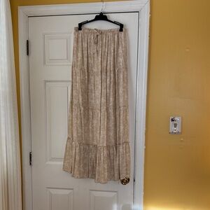 Elegant Beige Tiered Maxi Skirt